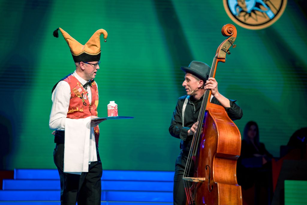 Vorsschaubild für TV-Sitzung aus dem Jahr 2020 (2020)